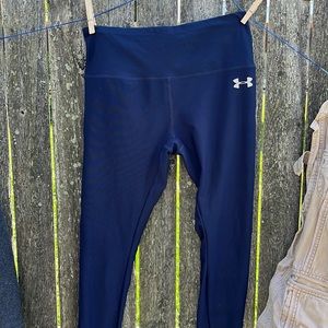 UNDER Armour Fitted  Leggings